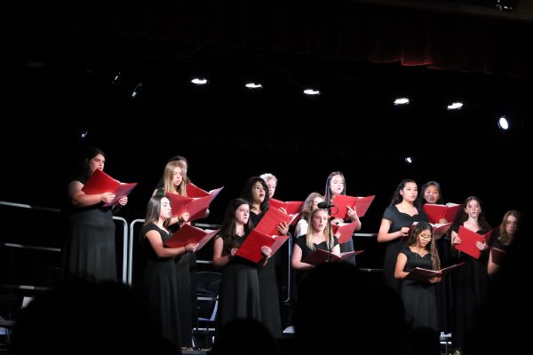 WGHS Choir, photo by Hayley Bengford.