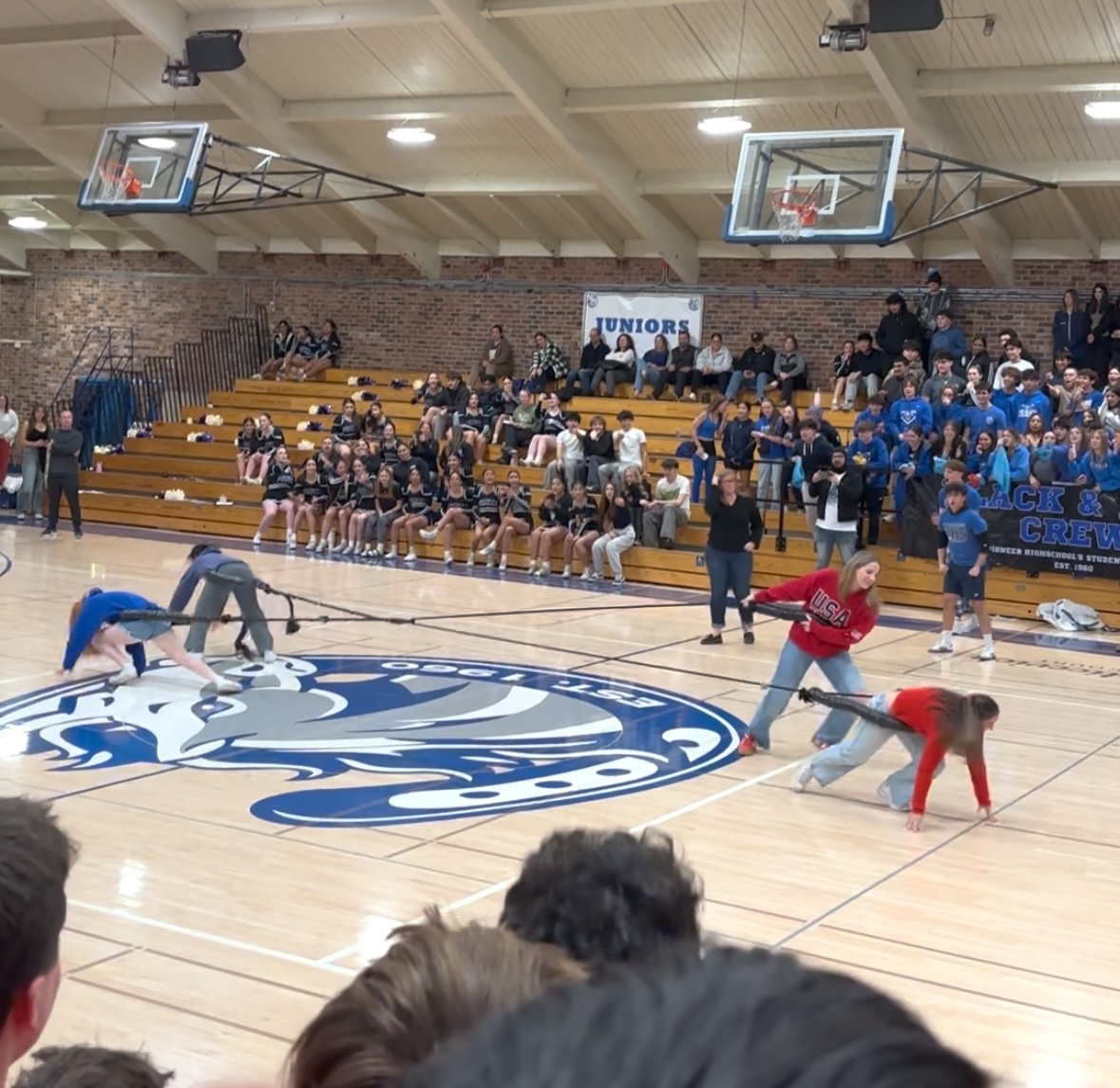 Halftime tug-of-war game between Pioneer High School and Willow Glen High School students, photo by Allyson Anderson